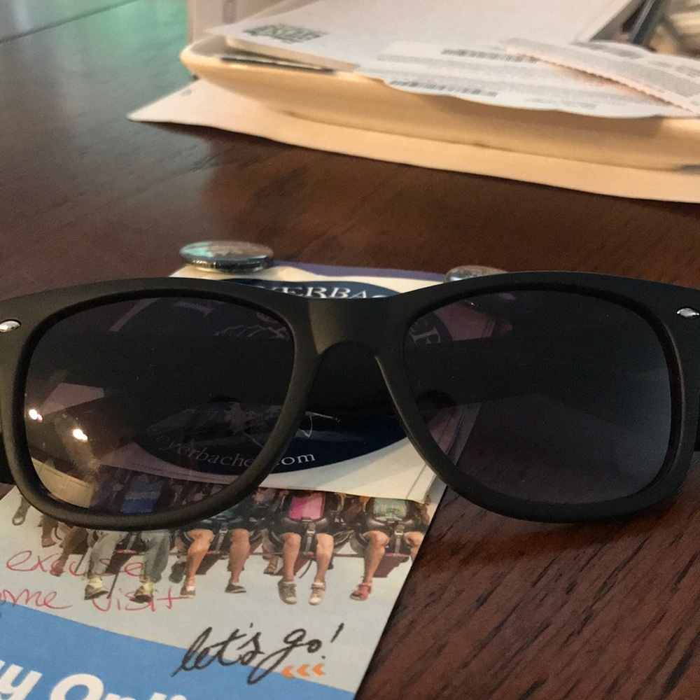 Sunglasses bundle reserved for Sam